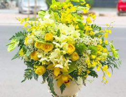 Bình hoa tươi cao cấp 03